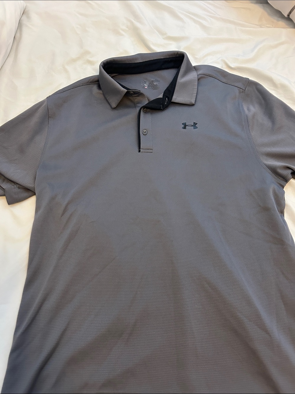 Under Armour Men's Charcoal Gray Polo